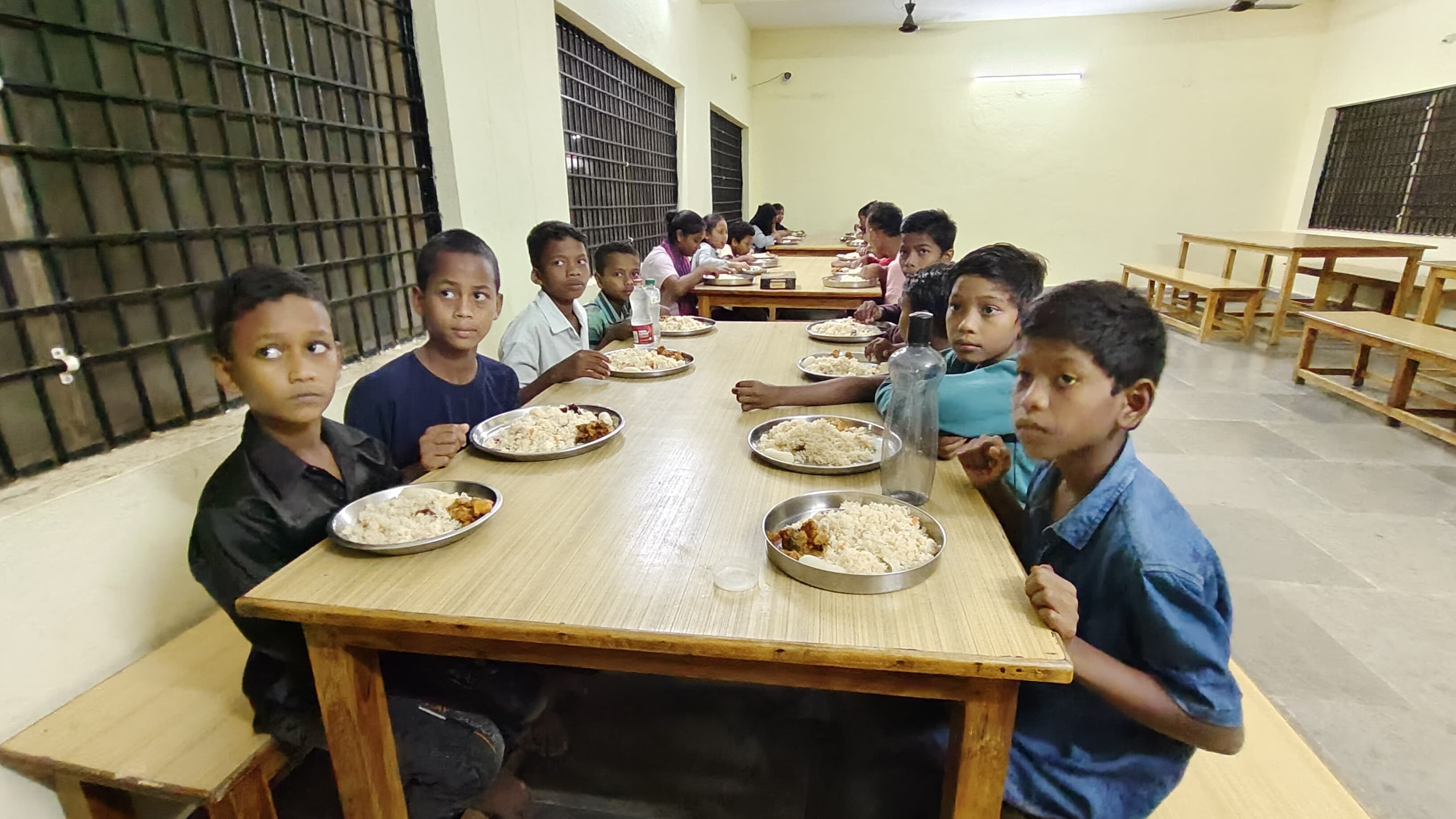 Feeding the poor kids